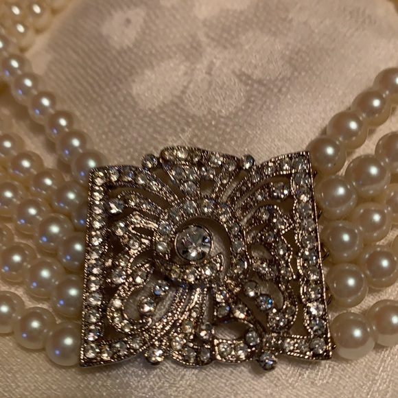 Beautiful pearl choker - Picture 3 of 3